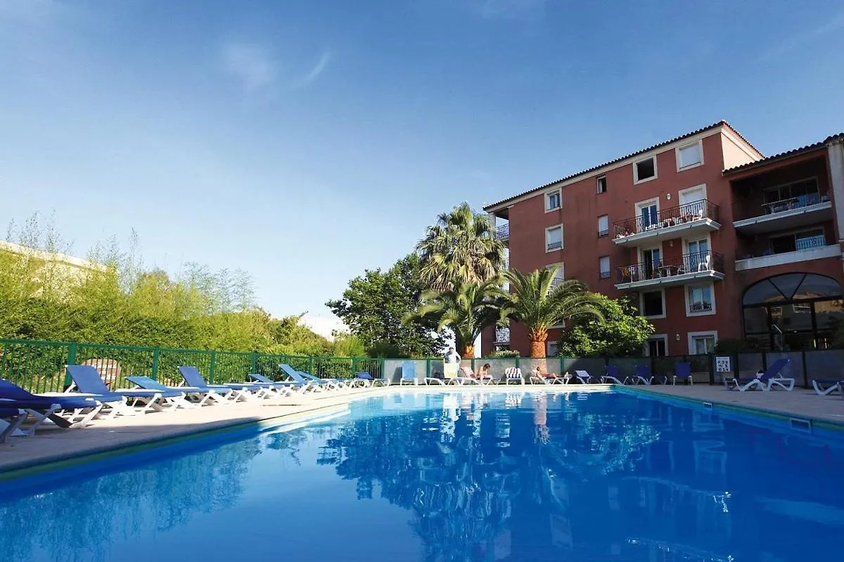 Studio Climatise 2 Personnes Avec Terrasse Et Piscine サント・マキシム 0*,  フランス